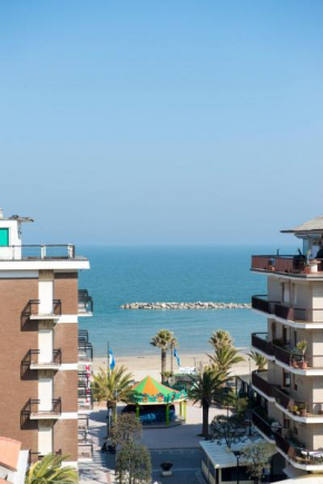  Hotel Gabbiano  Порто-Сан-Джорджо